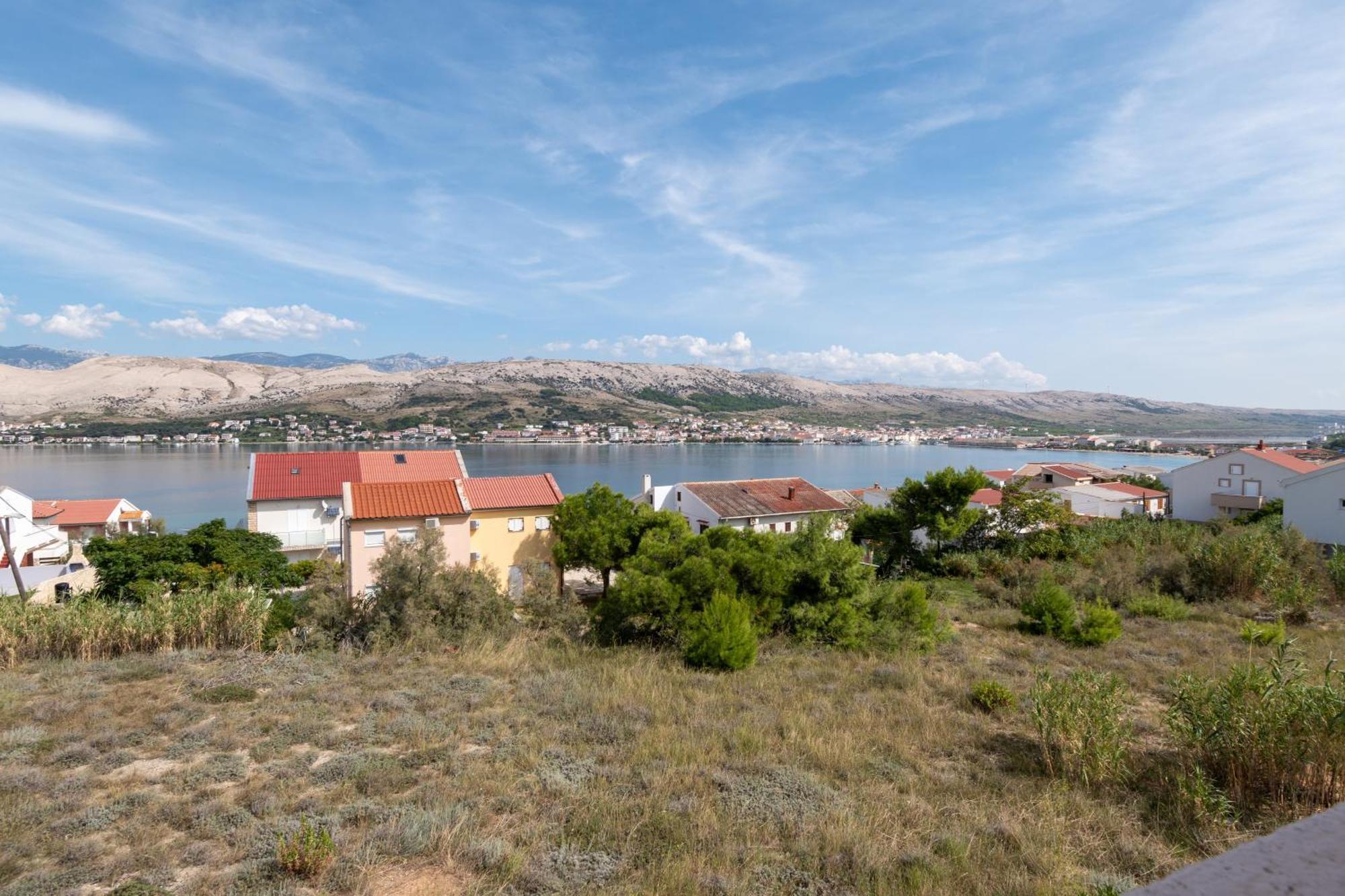 Apartments With A Parking Space Pag - 15765 Pag Town Esterno foto